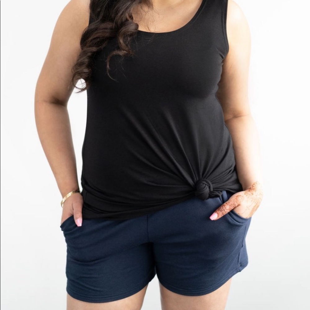 SOLD Buttercream Slim Shorts size medium in heather blue - Picture 3 of 8